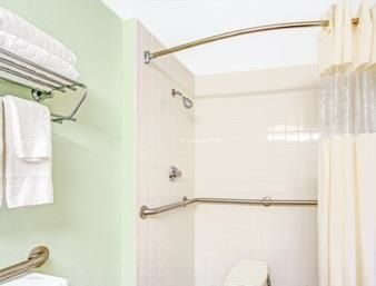 Baymont Inn & Suites Orlando/Universal Area Quarto foto